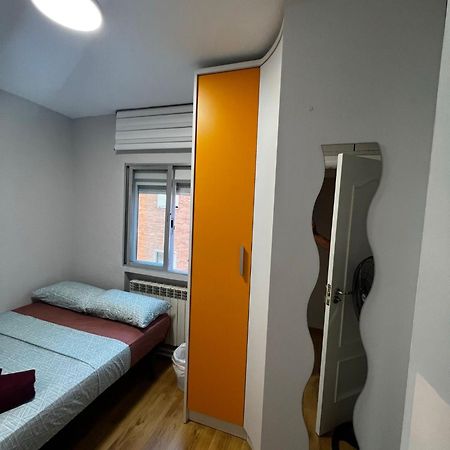 ホテル Bed Vallecas マドリード エクステリア 写真