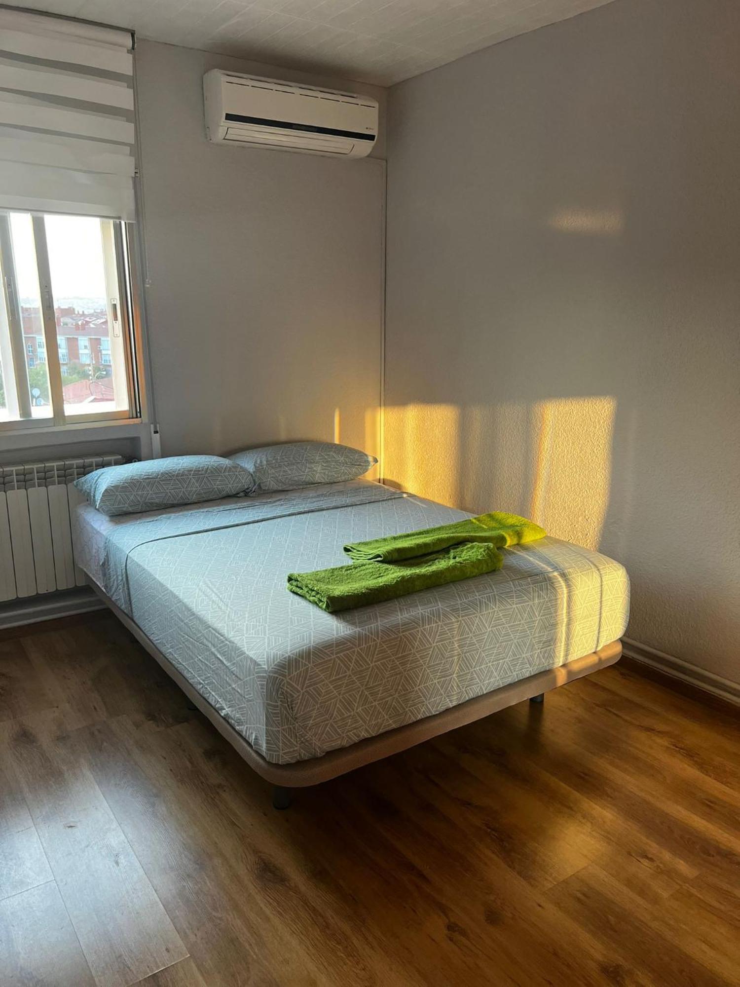 ホテル Bed Vallecas マドリード エクステリア 写真