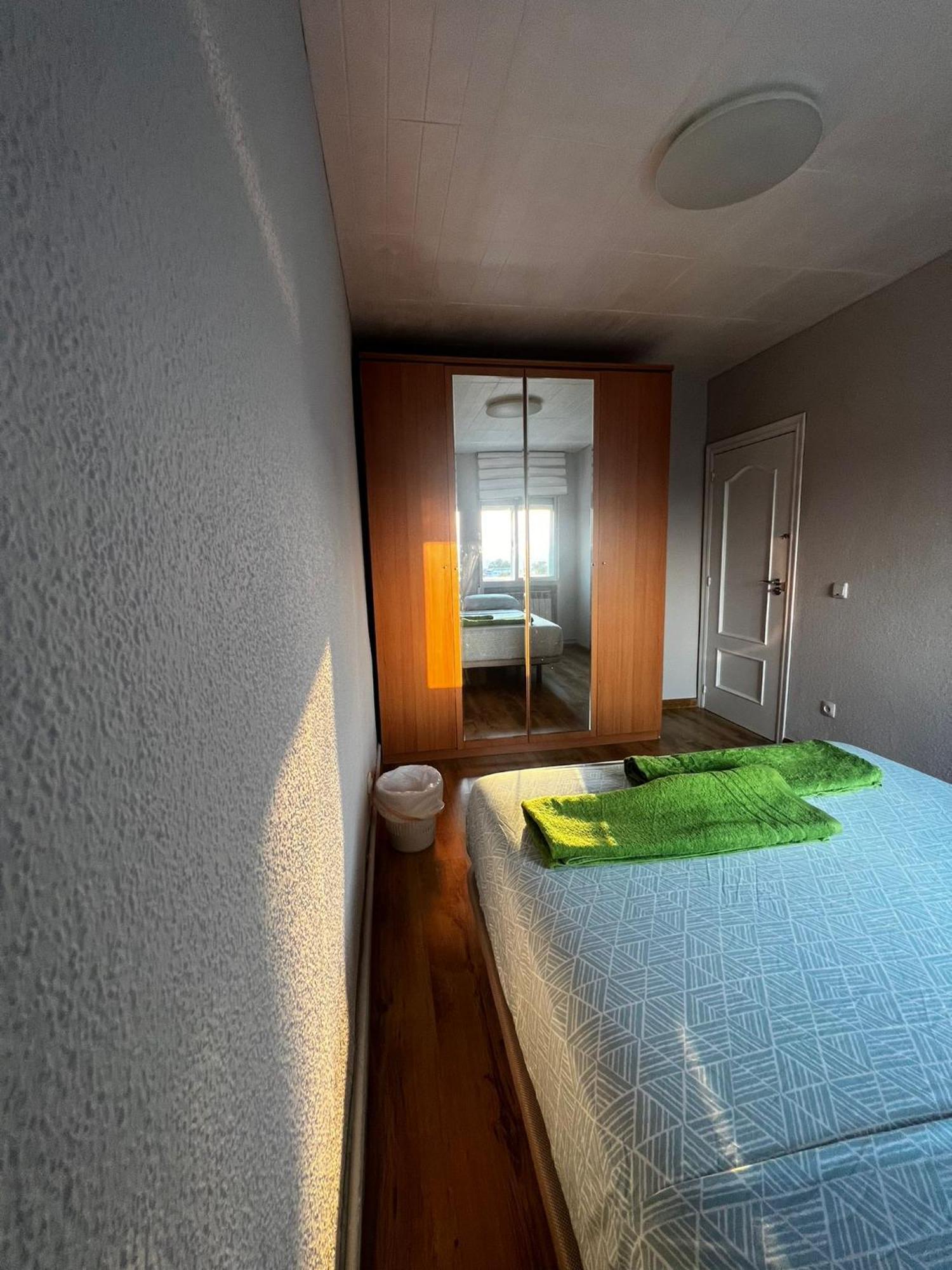 ホテル Bed Vallecas マドリード エクステリア 写真